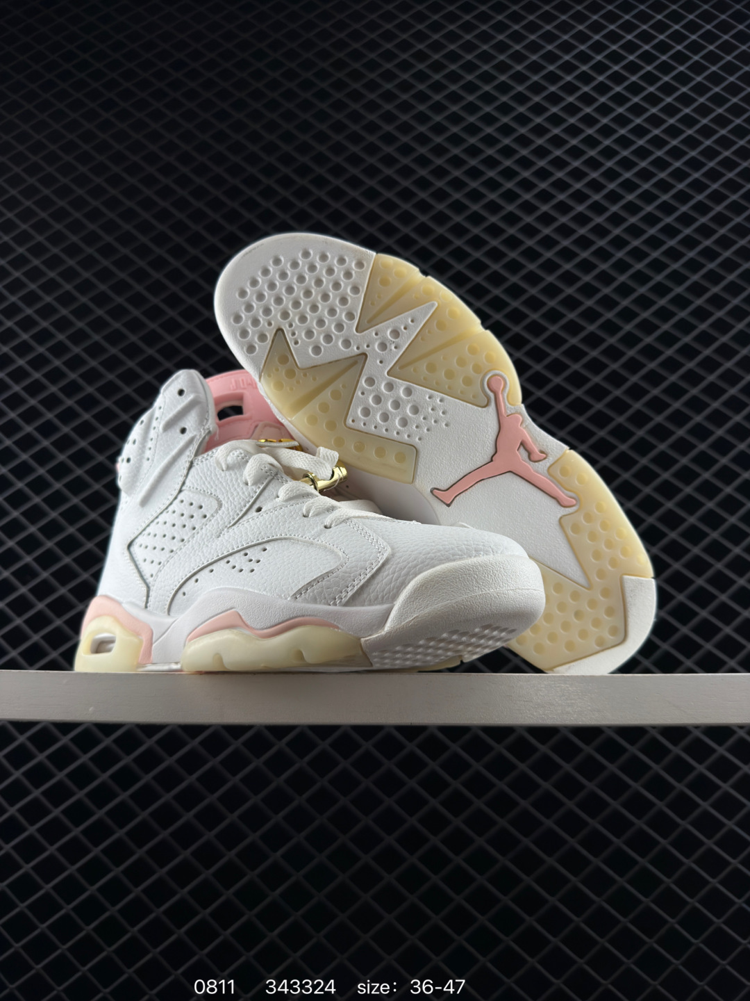 Jordan AJ6 WMNS “Gold Hoops”